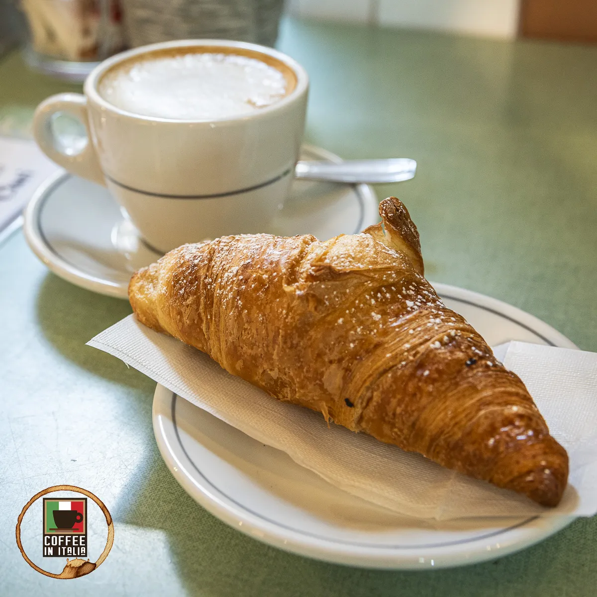 Italian coffee traditions - breakfast